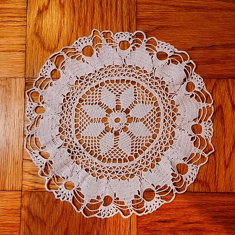 Vintage Crochet round dolly
